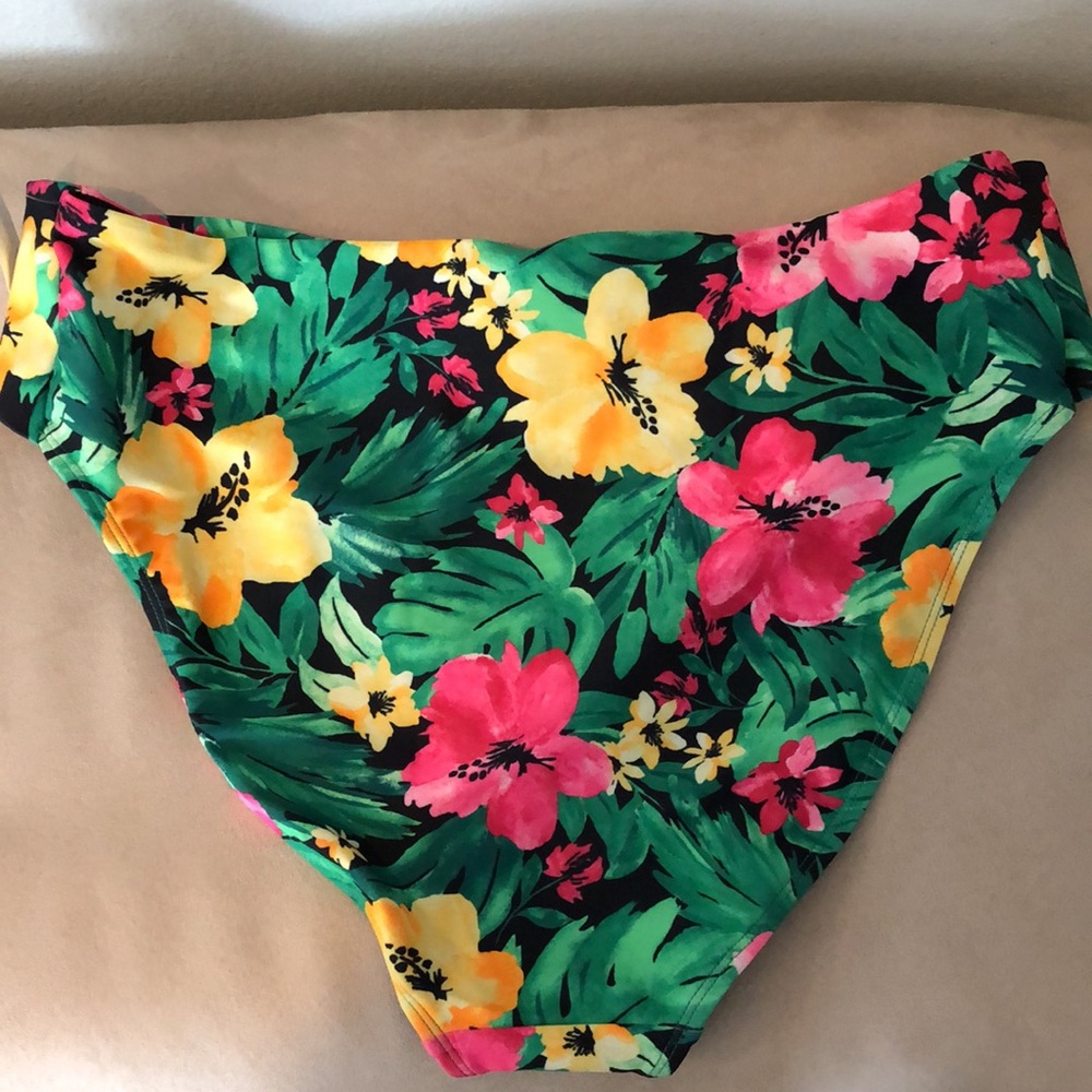 Old Navy floral bikini bottom, tie front, size L - Picture 3 of 7